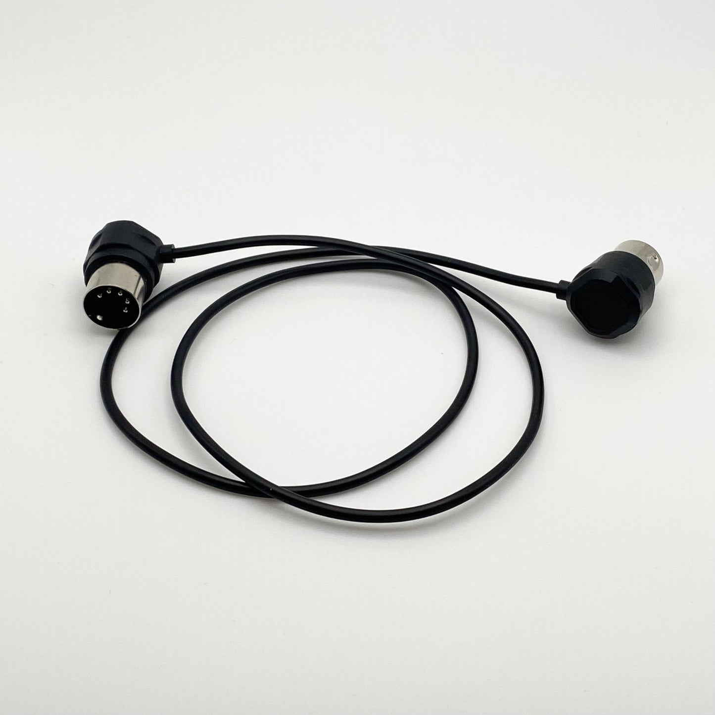 Low Profile Midi Cable